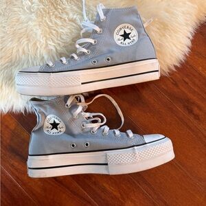 CONVERSE PLATFORM HIGH TOPS. LIGHT BLUE. SIZE 8